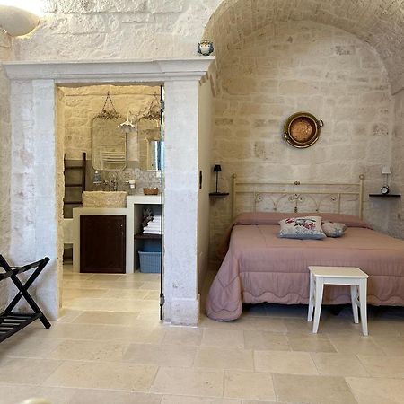 Suite La Petra Ceglie Messapica Exterior foto